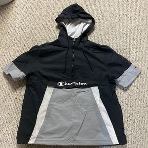 Champion Mens Hooded Tee/ Windbreaker Large             Seems Smaller